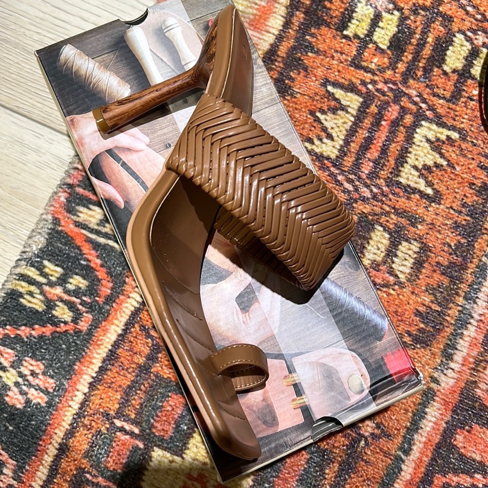 New heels size 11